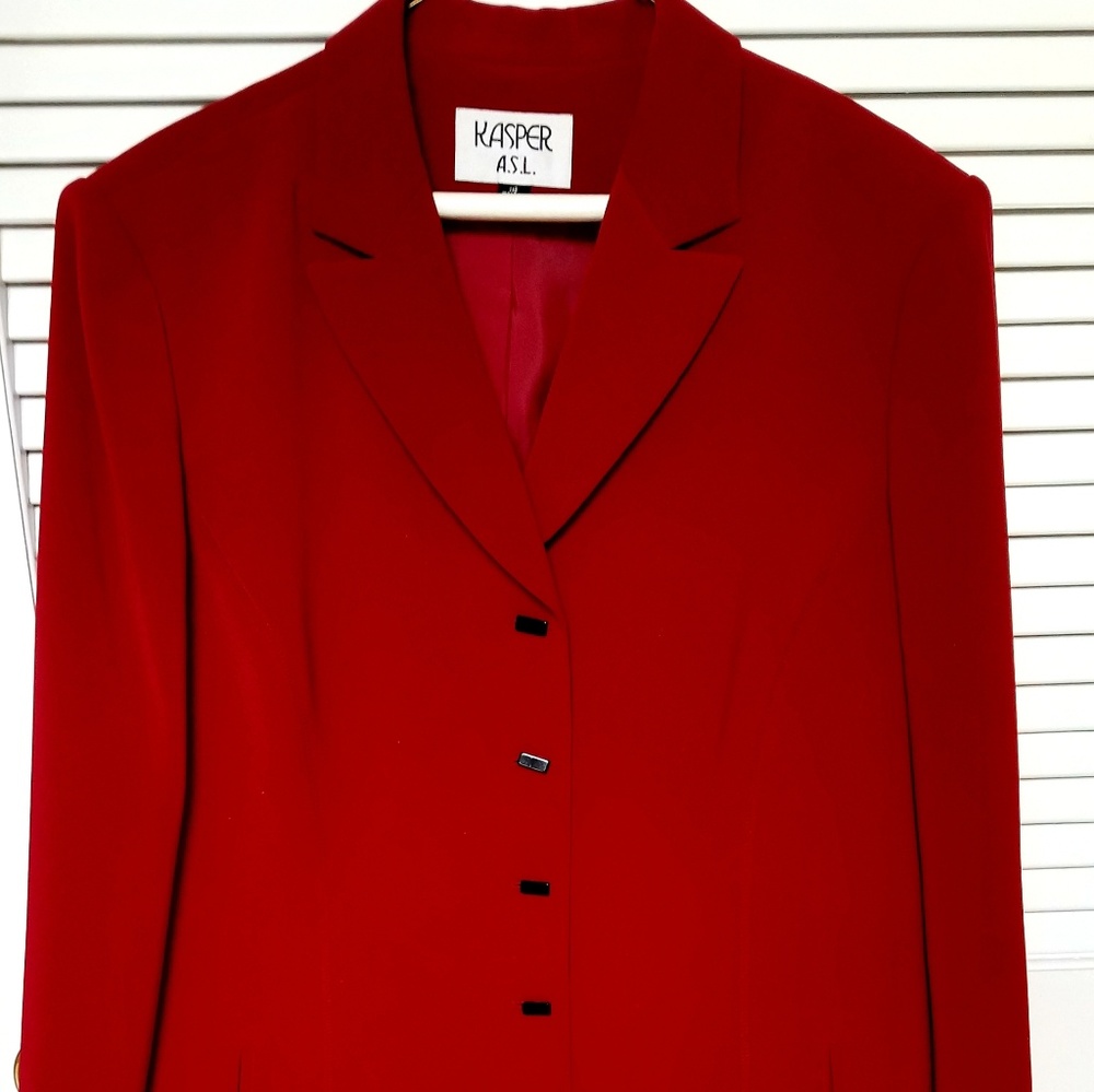 Suit